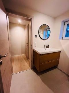 Lodge Rose's Heart - 2