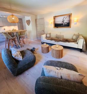 Lodge Rose's Heart - 0