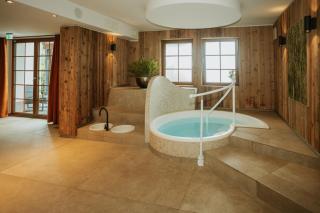 Waldhotel Kreuztanne - 1