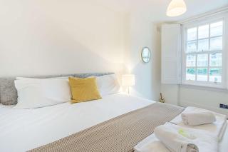 London Bridge Compact Apartment, Sleeps 3 , Tube 3 Mins Walk , Zone 1 , Weekly Offers - 4
