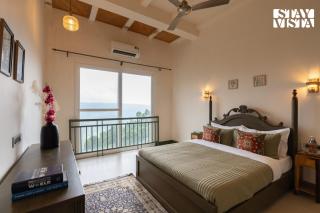 StayVista at Raga Living Luxury Apartment with Penthouse with Hill View in Kasauli - 6
