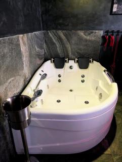 Amour Studio - Jacuzzi - 1