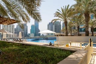 NH Luxury 2BR, Marina & Palm Views with Pool & Gym Access - 8