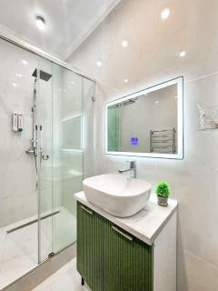 Стильная евродвушка в Комфорт Сити - 3