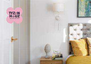 Mostowa Street by Tyzenhauz - 1