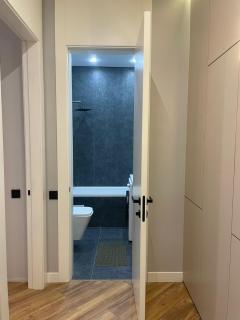 Уютная квартира на центре города, возле дворца школьников - 8