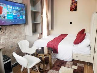 AG Home Studio - Kampala - 9