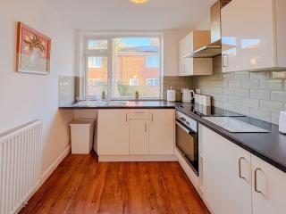 58b Thorpe Road - City Centre - 6