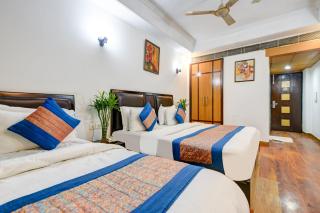 Airport Hotel Grand - 4