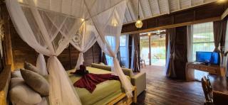 The National Park Villa with Joglo style villa and Jacuzzi - 5