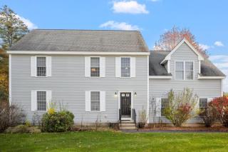 Modern Open Concept 4 Bed 2 5 Bath Mid to LongTerm Private Single Family Home - 7