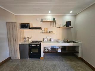 The Central Suite - 9