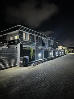 The Davera Suite - 1