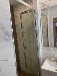 Квартира апартаменти - 1