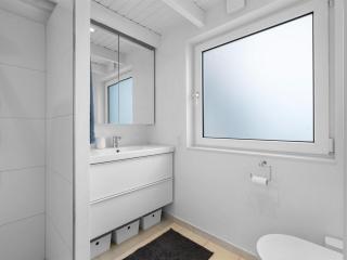 Holiday Home Rolfkarl - 250m from the sea by Interhome - 2