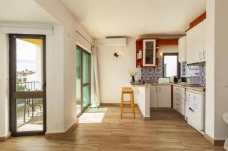 Lighthouse Apartment in Via Dona Ana Lagos - 7