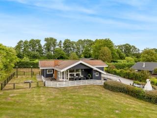 Holiday Home Joonatan - 900m from the sea by Interhome - 0