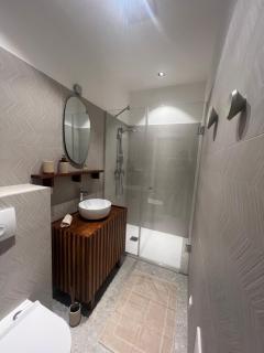 Residence K - Comfy Studio in Historic Townhouse - 2