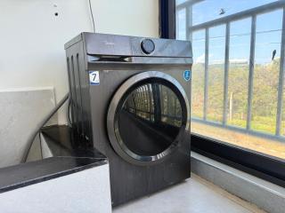 Bebinje's Space A Very Spacious Two Bedroom Apartment - 4