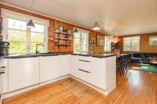 Family Retreat By The Limfjord - 2