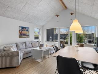 Holiday Home Lanica - 150m from the sea by Interhome - 7