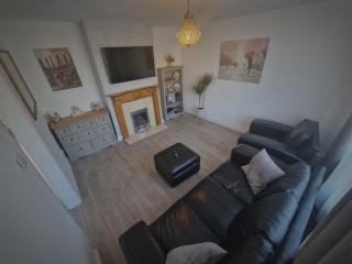 Ecclesfield Cottage - Two Bedrooms in Sheffield near Peak District with fast Wi-Fi, off-street parking and garden - 9