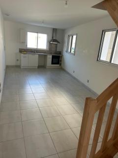 2 bedroom apartment with terrace - 2