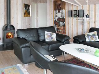 Holiday Home Bryngeir - 100m from the sea by Interhome - 9