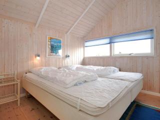 Holiday Home Bryngeir - 100m from the sea by Interhome - 1