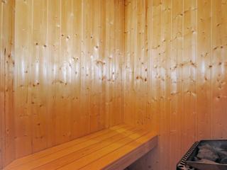 Holiday Home Bryngeir - 100m from the sea by Interhome - 2