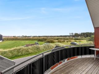 Holiday Home Janik - 700m from the sea by Interhome - 3