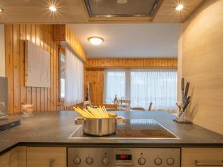 Apartment Eaux-Vives 201 by Interhome - 2