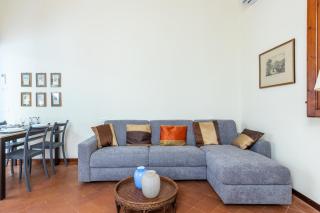 GuestHost - Central Apartment with Private Garden! - 4