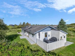 Holiday Home Skoge - 900m from the sea by Interhome - 5