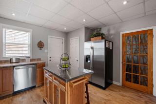 1st Flr 1 Bed 1 Ba Furnished-Pet Friendly - 9