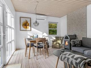 Holiday Home Cornel - 300m from the sea by Interhome - 8