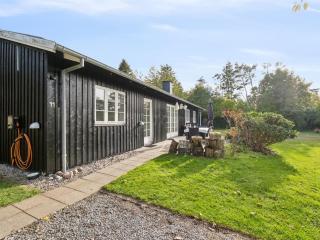 Holiday Home Domi - 1-3km from the sea by Interhome - 5