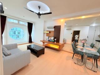 Parkview studio hotel room - 2