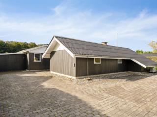 Holiday Home Hannah - 200m from the sea by Interhome - 6