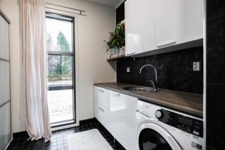 Arctic Luxury Villa By BookLapland - 9