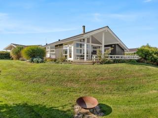 Holiday Home Tjarven - 350m from the sea by Interhome - 2