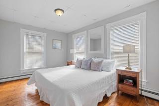 Spacious 1Bed Urban Oasis - Short & Midterm Stays - 5