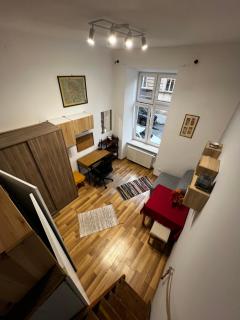 small studio flat with loft - 0