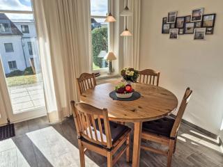 Apartment Bellevue-5 by Interhome - 1