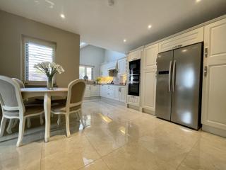 Boutique Luxury at Natures door- Killarney - 3