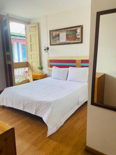 Hostal Don Jose - 4