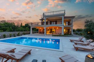 Luxury Villa GLABROVA with pool, jacuzzi and sauna - 8