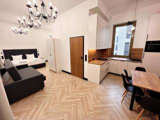 Pod Błękitnymi Podkowami - 7