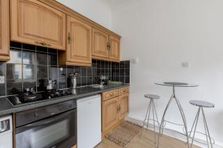 Cosy flat near Edinburgh Castle - 5