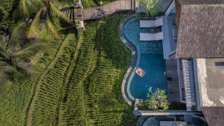 Queen at Gunung Sari - 1